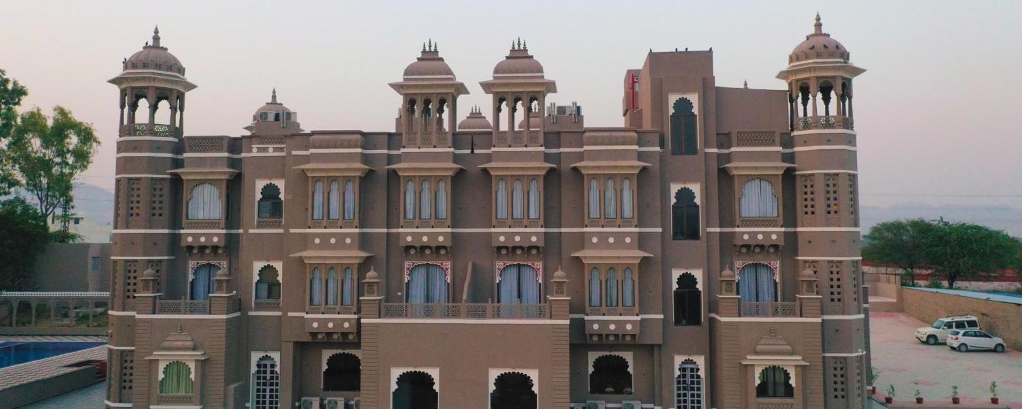 The Biletha Bagh Hotel Udaipur Bagian luar foto
